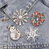 Pins, Broşlar Lüks Emaye Noel Broş Pin Noel Baba Elk Kardan Adam Boot Garland Nefis Moda Yıl Xmas Takı Hediye Dekor