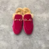 2021 Mode Frauen Männer Leder Halbe Hausschuhe Slides Klassische Metallschnalle Stickerei Stylist Schuhe Sandalen Müßiggänger Herbst Winter Warme Wolle Slipper Box