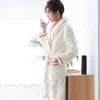 Ropa de dormir para mujer Coral Fleece Ropa de dormir Invierno Dama Kimono Bata de baño Cálido Franela Robe Nightgown Pareja Grueso Largo Sexy Hogar