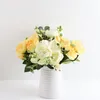 Dekoracyjne kwiaty wieńce sztuczne jedwabne herbata wzrosła 5 głowy 4 mały pączek fałszywy kwiat bukiet stół domowy biuro kryty wesele DIY DEC