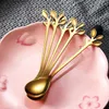 Spoons 1 Pcs Creative Vintage Fork Mini Royal Style Metal Gold Carved Coffee Fruit Dessert Kitchen Tool Teaspoon