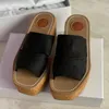 Mode Kvinnor Hight Espadrilles Plattform Sandal Woody Wedge Designer Tofflor canvas skor Flat Slide Sandaler Sommar Beach Högklackat Med Box 312