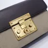 Axelväska designer handväskor hänglås präglad klassisk kedja handväska vintage flap koppling handväska för kvinnor väskor läder budbärare prägling woc satchel sacoche