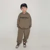 2021秋の新しいZhongda子供のファッションブランドスポーツスーツのフード付きセーターカジュアルパンツ外国スタイルツーピースセット