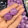Dekorativa föremål Figurer 50g 1,5-2 cm högkvalitativa naturliga ädelstenar Kunzite Ball Crystal Mini Purple Spodumen Sfär Söta presenter Indie Jewel