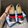 Classics femmes talons chaussures Sandales Fashion Plage Pantoufles de fond épais Alphabet Lady Cuir High Heel Chaussure Chaussures By