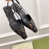 2022 LUXURY Mujer G slingback Sandals pump Aria slingback shoes se presentan en malla negra con cristales brillantes motivo Cierre de hebilla trasera Tamaño 35-41 kmaa0003