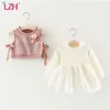 LZH 2021 가을 봄 귀여운 아기 소녀 드레스 knitt 재킷 + 드레스 2pcs 세트 유아 아기 신생아 코튼 공주 드레스 0 1 2 3 년 210315