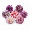 100pcs fleurs artificielles petit lilas accessoires de décoration de mariage coiffure de mariage bricolage scrapbooking cadeau boîte de bonbons soie 210706