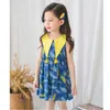 Filles été sans manches plume imprimé robe bleu doux beaux enfants enfants 2020 nouvelle fête vêtements robe Q0716