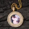 Anpassa Runt Memorial Photo Pendant Halsband med Bling Diamond Stone Zirkon Män Kvinnor Älskare Gift Par Hängen