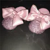 Newborn Pink Strass Baby Princess Girl First Walker, Fatto a mano Tutto Coperto Bling Bling Infant Blow Bow Celebrity Elegante Bapstim Shoes