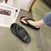 2022 nouvelles chaussures d'été salle de bain pantoufles diapositives chaussures d'intérieur en plein air femmes fond épais plate-forme compensées mer flip-flop sandales Y220214