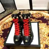 2022 Bee Designer Women British Boots Round Toe Martin Boot Buckle Strap Chunky Heel Toes Fashion Embroidered Ankle Sneakers EUR35-42