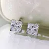 Jóias 2021 Sólida 925 Sterling Silver 6 * 6mm Branco Brincos de diamante de alto carbono simples Princesa Ice Gelo Corte