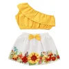 Verão Infantil Macacão Roupas Sem Mangas Gola Slant Amarelo Tops Bow Floral Saia Cute Girls 2 pcs Conjuntos Bebê Traje 6m-4T 210629