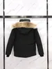 5 색 눈 코트 윈드 햄 남자 코요테 모피 트림으로 자켓을 타고, 따뜻한 파커를 유지합니다. YKK 지퍼