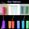 Estoques dos EUA Glow Tumblers sublimação 20 oz de copo skinny reto com tampa de palha Aço inoxidável Parede dupla em branco Diy Branctles finas canecas de café no escuro