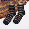 Fête de Noël fournit des chaussettes chaudes de laine Vintage chaussettes confortables épais tricoter hiver mode de randonnée de randonnée chaussette HH21-799