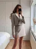 Stijlvolle elegante rok pakken vrouwen mode 2 knoppen bijgesneden blazer side split mini rokken pakken vrouwelijke chique sets 211101