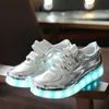 Zapatos con luces Led para chico, nuevas zapatillas luminosas para niños, Tenis para bebés y niñas con carga USB, zapatillas luminosas de simulación Led G1025