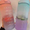 2 litrowe duże pojemność bez motywacji z markerami czasowymi dzbanki gradientowe kolory plastikowe kubki na zewnątrz butelka na wodę na zewnątrz 211122