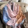 2021 En mängd fashionabla 18090 cm 100 Silk Spring and Summer Scarf sjal kvinnlig sommar sexig strand sjal hel2345692