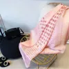 Hot Scarf for Woman Silk Scarf Kvinnor Märke Scarves 2021 Fashion Long Scarves Storlek 180x90cm RT2A