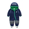 الأطفال الناعمة شل زائد المخملية المتكاملة Windproof و Rainproof jumpsuitchildren's بذلة للماء، بذلة دافئة 211011