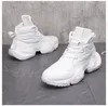 Designer de mode Blanc Respirant Casual Business Dress Chaussures à lacets Plate-forme Tendance Confortable Mens Chunky Bottom Sneaker H77