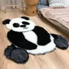 Panda Impresso Tapete Adorável Criança Carpete Cowhide Faux Couro Pele NonsLip Antislip Esteira 94x100cm Animal Imprimir Tapete 210301