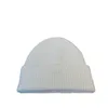 新しく男性女性のブランドデザイナー厚い冬の豆の帽子の三角形のロゴ15彩針ニット防風キャップSretch Soft Ski Sport Cap x0901c