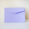 17.5x12.5cm / 6.9 * 4.9 inch 50 stks / partij Solid Color Kraft Paper Products Wenskaart Postkaart Bedank-u Notes Envelop Simple Wedding Uitnodiging Gift Enveloppen JY0637