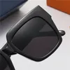 Женские дизайнеры Солнцезащитные очки для мужчин Мода Солнцезащитные Очки Солнцезащитные Очки Высококачественные Очки Знаменитости Дизайн Бренд Поляризационные Очки УВ400 Защита