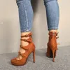 Ręcznie robione kobiety Stiletto Heel Heel Sukienka Buty Prawdziwe zdjęcia Klamry Paski Kid-Suede Wieczór Prom Prom Moda Daily Nosić Court Brown Pompy D724