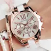 レディースファッションピンクの腕時計女性の時計豪華なトップブランドクォーツウォッチMスタイルの女性クロックレロギオフェミニノモントフェム210297J