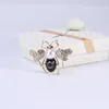 Varumärke Rhinestone Pearl Bee Brooch Pin For Women Vintage Brosches Friend Party Gift3131454