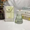 100ml 중립 향수 스프레이 감귤류의 조악한 노트 최고 품질의 달콤한 과일 과일 신선하고 매운 꽃 향기 및 빠른 배달