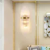 Créatif Golden Luxury Salon d'intérieur Lampe murale en cristal Lampe de chevet LED Post Moderne El Allele Corridor Light 210724