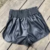 Élastique taille haute blanc PU Shorts femmes lâche faux cuir coureur été streetwear sexy jambe large pour 210719