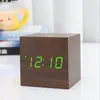 Cyfrowy budzik Drewniany LED Light Light Wielofunkcyjny Sterowanie głosem Nowoczesny Cube Wyświetla datę dla Home Office Travel