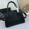 Women Luxurys Designers Bags 2021 fashion and comfortable shoulder bag serial number:6327 size:30*21*13cm