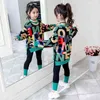 Abbigliamento per bambini Completo per ragazze Abbigliamento autunnale Moda casual Maglione per lettera per bambini grandi + leggings Set in due pezzi 211224