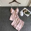 Kadın Pijama Setleri Yaz Seksi Homewear V Yaka Şort Femme Pijama 2 Parça Soft Night Suit Kadın Pijama Göğüs Pad Ile Q0706