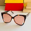 Sommer-Cat-Eye-Sonnenbrille für Herren und Damen im 003V-Stil, Anti-Ultraviolett-Retro-Brett, spezielles Design, Vollformat, modische Strand-Reisebrille, zufällige Box, Größe 56–17–145