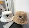 2021純粋なウールのファッションレトロな男性のバケツの帽子女性スポーツの帽子ビーニフィッシャーマン帽子高品質の冬のパーティーギフト最高品質メーカー卸売