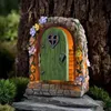 庭の装飾樹脂像ミニチュア妖精の家の装飾品太陽光窓のドアの輝き置かれた置物彫刻屋外ヤード12月