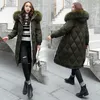 Mode schlanke Frauen Winterjacke Baumwolle gepolstert warm verdicken Damen Mantel mit Kapuze lange Mäntel Parka Damen Jacken 210923