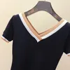 T-shirt con scollo a V T-shirt da donna a contrasto di colore a righe lavorate a maglia Top estivo TShirt Abbigliamento donna Tee Shirt Femme Camisetas Mujer T200614