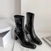 Mulheres botas brancas sapatos 2021 designer calçados de inverno meados de bezerro couro de borracha rocha outono meados de bezerro salto alto senhoras 33135